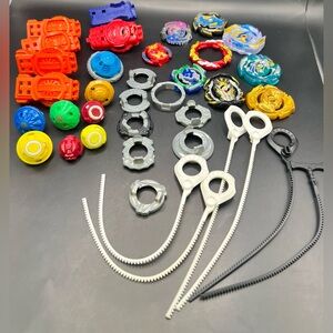Beyblades- Colorful Spinning Battle Tops‎ Set